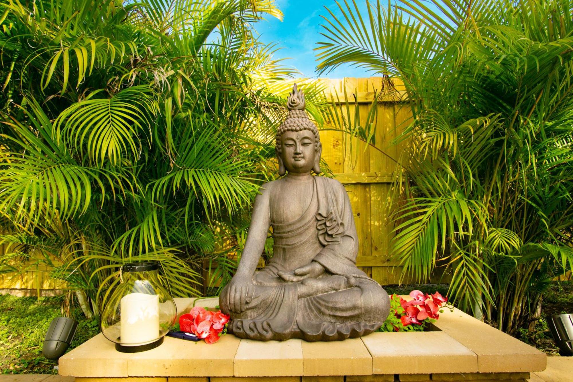 Luxury Zen Den With Heated Pool Just Off Siesta Key Apartment Sarasota Exterior photo
